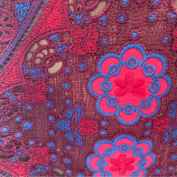 Elliatt lace floral skirt - Picture 4 of 7